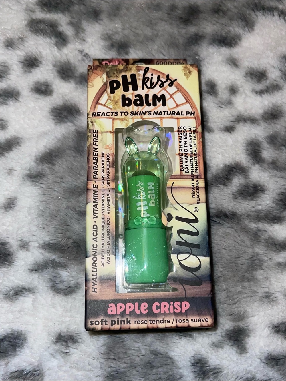 Ioni lip balm